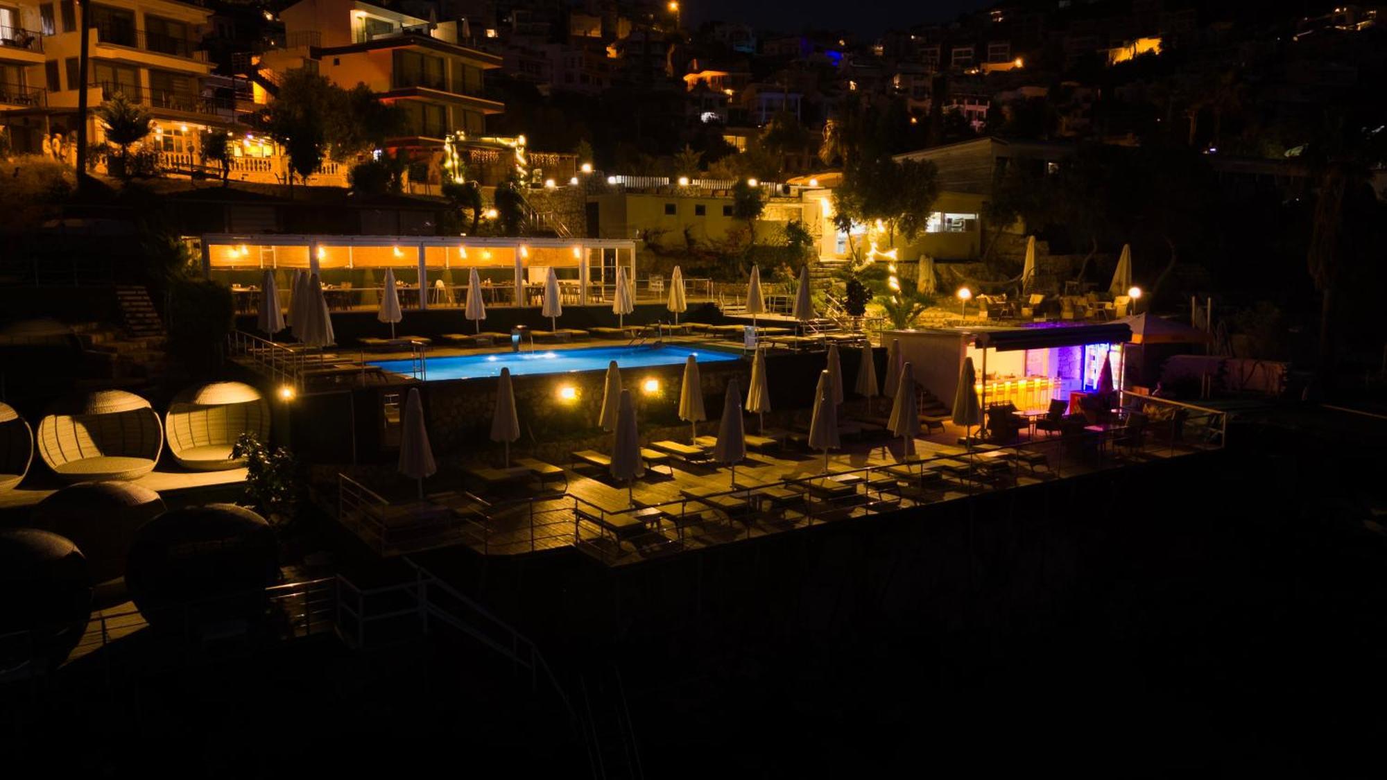 Greenbeach Hotel 칼칸 외부 사진