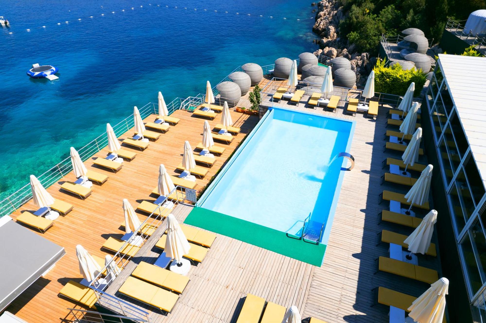 Greenbeach Hotel 칼칸 외부 사진